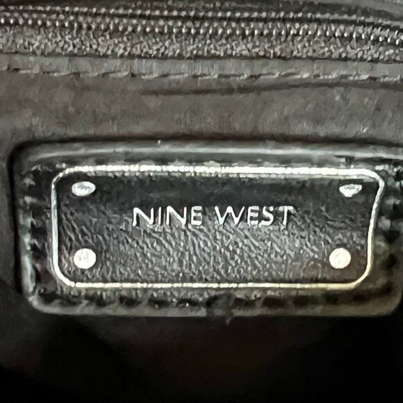 Nine West Black Faux Leather Foldover Crossbody Bag Wristlet - Picture 8 of 10